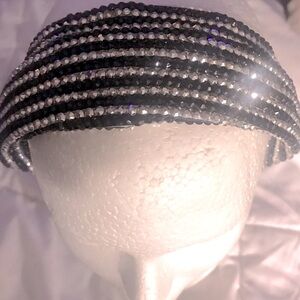 BLACK AND RHINESTONE HEADBAND!